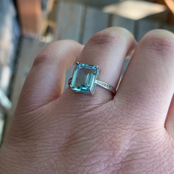 STERLING SILVER MARCH BIRTHSTONE RING - Picture 5 of 8